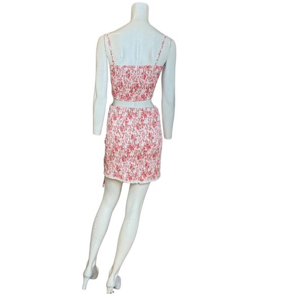 O.Vianca Floral Cropped Cami Tie Front Top and Mini Skirt Pink White Size Large - Picture 2 of 7